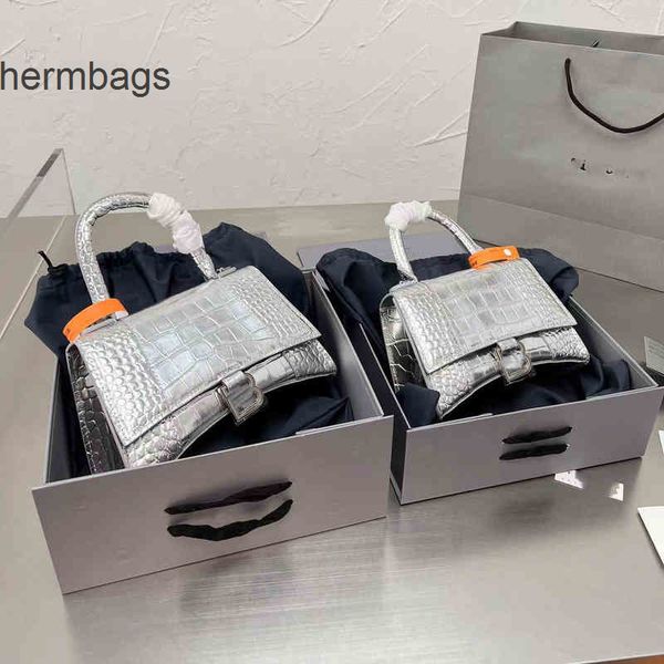 single 2022 shoulder balencaigass bag brand bags italy messenger designer hourglass crossbody women handbag style fashion vlva
single 2022 shoulder balencaigass bag brand bags italy messenger designer hourglass crossbody women handbag style fashion vlva