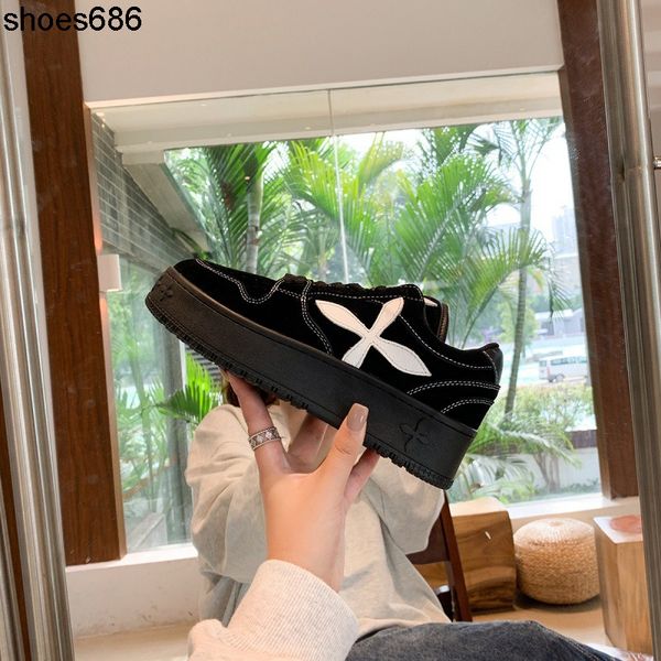 smfk same style muffin thick shoes soled leisure sports board women's 2022 spring fashion leather small white shoes, Black
smfk same style muffin thick shoes soled leisure sports board women's 2022 spring fashion leather small white shoes, Black