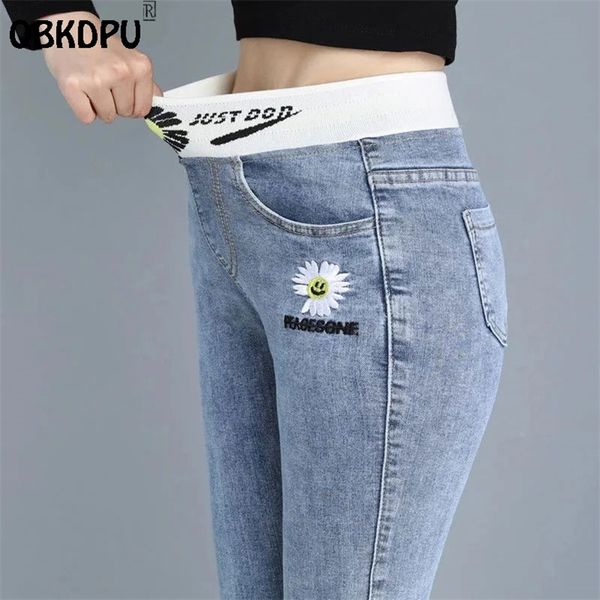 women's jeans oversize 34 high waist stretch jeans women patchwork leggings fashion daisy embroidery skinny vaqueros casual pencil deni, Blue
women's jeans oversize 34 high waist stretch jeans women patchwork leggings fashion daisy embroidery skinny vaqueros casual pencil deni, Blue