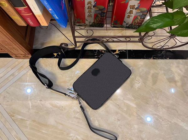 Designer Luxury GGs Bags For Womens Handbags Crossbody Purses ggitys Large Capacity Versatile Totes Multicolour Fashion Lnclined Shoulder Black Wallet U8BR
Designer Luxury GGs Bags For Womens Handbags Crossbody Purses ggitys Large Capacity Versatile Totes Multicolour Fashion Lnclined Shoulder Black Wallet U8BR