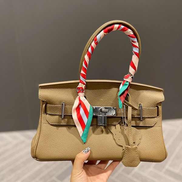 fashion shoulder bags genuine leather handbag purse hobo bag letter stamped lock large capacity tote bag 5a quality
fashion shoulder bags genuine leather handbag purse hobo bag letter stamped lock large capacity tote bag 5a quality
