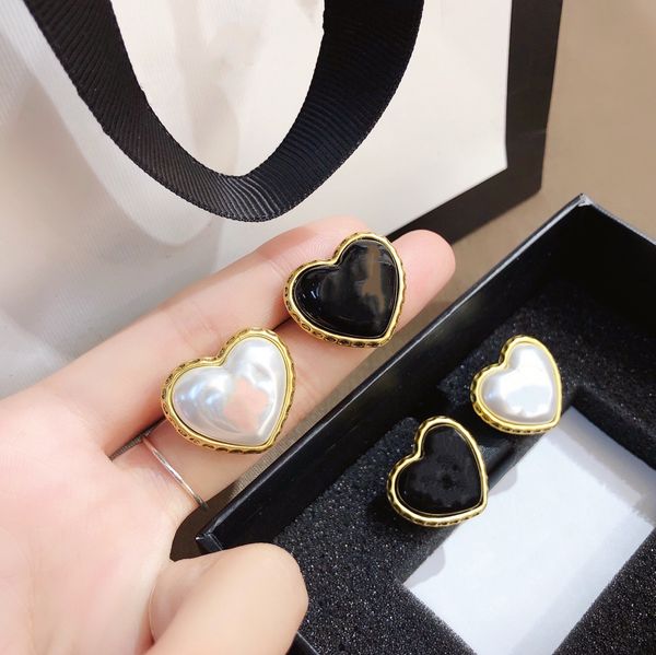 vintage never charm fade round stud circle earring women female 18k gold rose silver wedding letter hoop earrings, Golden
vintage never charm fade round stud circle earring women female 18k gold rose silver wedding letter hoop earrings, Golden