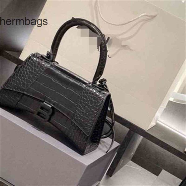 brand balencaigass bag 22 shoulder messenger bags italy designer hourglass leather crocodile fashion versatile one spring summer small rg9q
brand balencaigass bag 22 shoulder messenger bags italy designer hourglass leather crocodile fashion versatile one spring summer small rg9q
