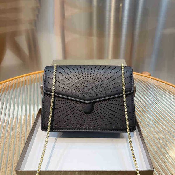 evening bags crossbody bags tote shoulder gold chain luxury designer fashion women white handbag leather satchel female purses 220314
evening bags crossbody bags tote shoulder gold chain luxury designer fashion women white handbag leather satchel female purses 220314