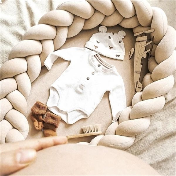 bed rails 1m/2m/3m/4m infant bedding set for baby boys girls crib protector knot braid pillow cushion cot room decor 220908
bed rails 1m/2m/3m/4m infant bedding set for baby boys girls crib protector knot braid pillow cushion cot room decor 220908