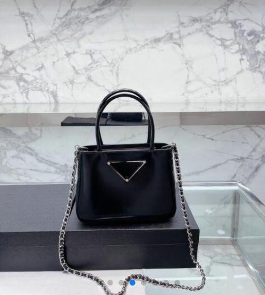 women designers totes bag fashion femme glossy 5a chain genuine leather shoulder bags handbag handle classic lady envelope bags
women designers totes bag fashion femme glossy 5a chain genuine leather shoulder bags handbag handle classic lady envelope bags