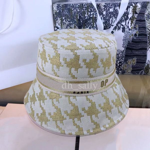 flat sun hat summer breathable visor cap men women wide brim hats designer letter jacquard caps, Black;white
flat sun hat summer breathable visor cap men women wide brim hats designer letter jacquard caps, Black;white