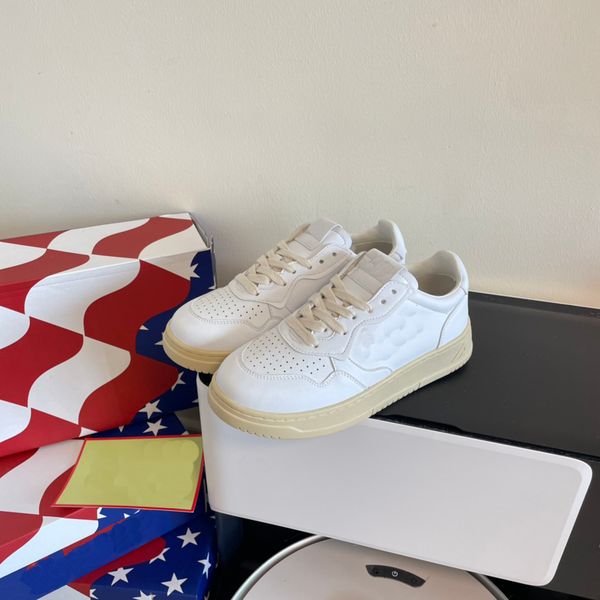 fashion casual shoes usa medalist leather low sneaker designer women sneakers triple white black azure blue gold red silver pink womens trai
fashion casual shoes usa medalist leather low sneaker designer women sneakers triple white black azure blue gold red silver pink womens trai