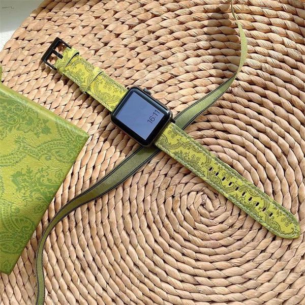 designer classic green smart watch strap replaceable watch band for iwatch7 1 2 3 leather iwatch bands
designer classic green smart watch strap replaceable watch band for iwatch7 1 2 3 leather iwatch bands