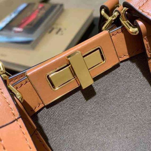luxury saddle crossbody fends bags for womens multicolor handbag designer sling baguette the tote bag shoulder purses woman 7a fashion walle
luxury saddle crossbody fends bags for womens multicolor handbag designer sling baguette the tote bag shoulder purses woman 7a fashion walle