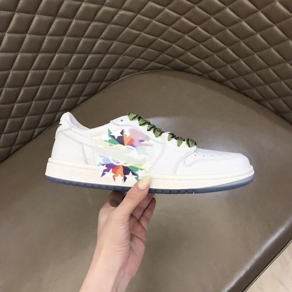 2022 new sneakers shoes 21ss company-level original single version joint first layer soft leather stitching 1 casual sports size 38-45 m qqu, Black
2022 new sneakers shoes 21ss company-level original single version joint first layer soft leather stitching 1 casual sports size 38-45 m qqu, Black