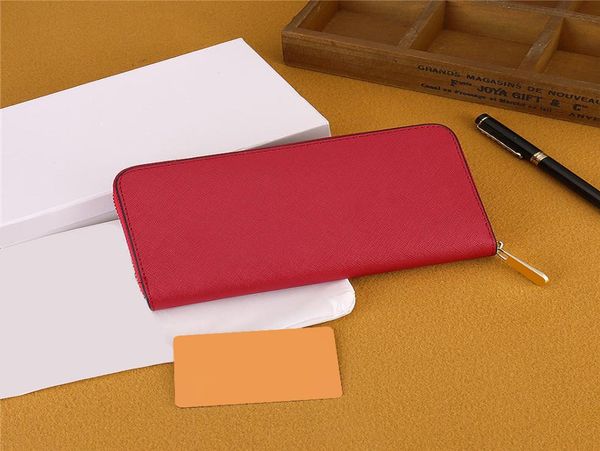 2021 whole lady long wallet multicolor coin purse card holder original women classic zipper pocke, Red;black
2021 whole lady long wallet multicolor coin purse card holder original women classic zipper pocke, Red;black