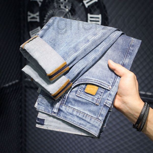 men's jeans designer light blue jeans men's fashion brand light luxury spring and summer slim leggings thin versatile casual cropp
men's jeans designer light blue jeans men's fashion brand light luxury spring and summer slim leggings thin versatile casual cropp