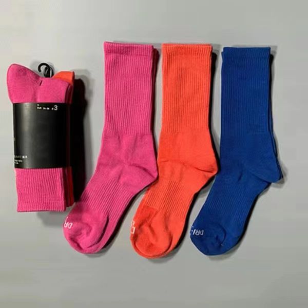 multicolor socks women men cotton all-match classic ankle hook breathable stocking black white mixing football basketball sports sock high q
multicolor socks women men cotton all-match classic ankle hook breathable stocking black white mixing football basketball sports sock high q