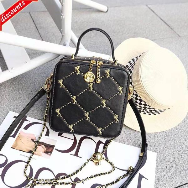 designer bags box small square women's 2022 new perfume high sense one shoulder messenger handbag live broadcast
designer bags box small square women's 2022 new perfume high sense one shoulder messenger handbag live broadcast