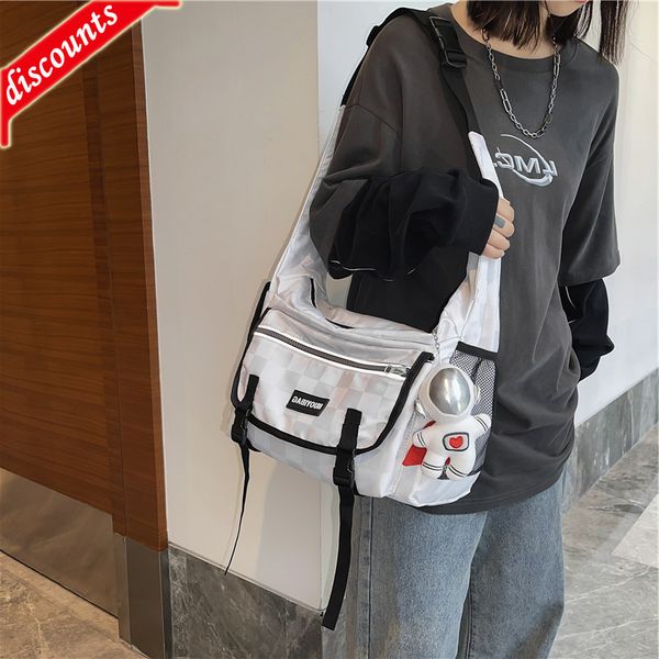 designer bags work clothes leisure large capacity messenger female college students class versatile functional style one shoulder women'
designer bags work clothes leisure large capacity messenger female college students class versatile functional style one shoulder women'
