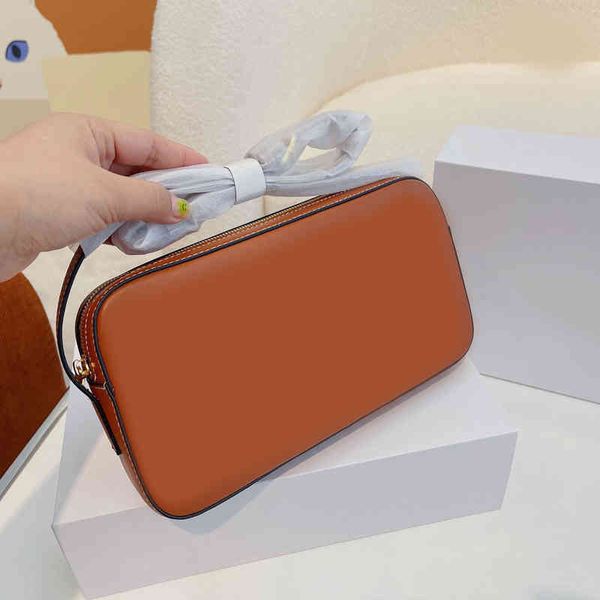 cross body luxury embossed printing shoulder bag women rectangular cosmetic bag leather evening bags lady crossbody purse 220804
cross body luxury embossed printing shoulder bag women rectangular cosmetic bag leather evening bags lady crossbody purse 220804