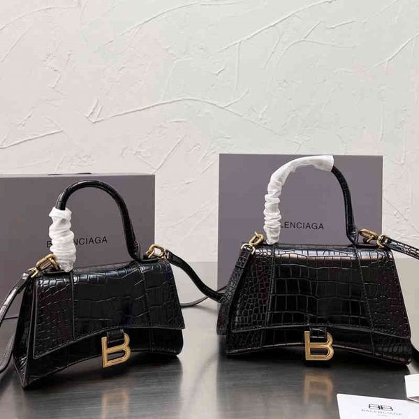 women handbags classic balencigass bags net b-shaped 2022 red leather hourglass bag crocodile pattern paris portable shoulder messenger
women handbags classic balencigass bags net b-shaped 2022 red leather hourglass bag crocodile pattern paris portable shoulder messenger