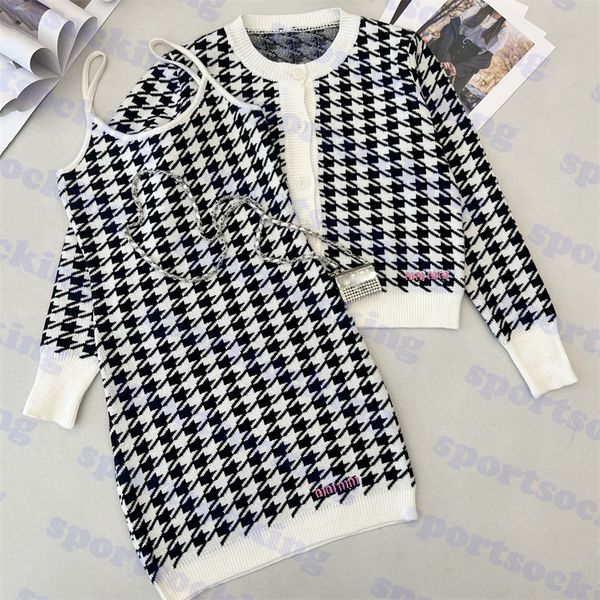 houndstooth knit suit womens slip dress brand coat long sleeve ladies jacket letter embroidered logo jackets, Black
houndstooth knit suit womens slip dress brand coat long sleeve ladies jacket letter embroidered logo jackets, Black
