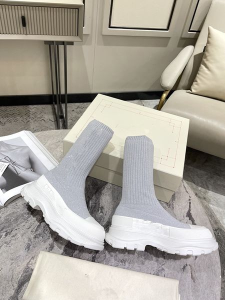 knitted sock boots for ladies beautiful appearance fashionable shoes simple and versatile shoe, Black
knitted sock boots for ladies beautiful appearance fashionable shoes simple and versatile shoe, Black