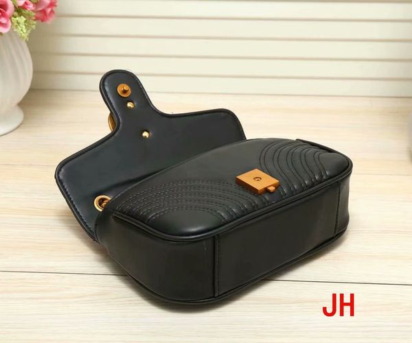 women's designers handbag shoulder bag crossbody tote purse handbag luxury brand message bags classic pu leather #2079 gold chain 22cm
women's designers handbag shoulder bag crossbody tote purse handbag luxury brand message bags classic pu leather #2079 gold chain 22cm