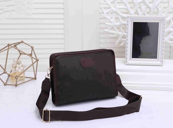 mens messenger bags designers handbags shoulder crossbody bag briefcase pouche fashion louisity pu monograms satchel vuttonity classic luxur
mens messenger bags designers handbags shoulder crossbody bag briefcase pouche fashion louisity pu monograms satchel vuttonity classic luxur