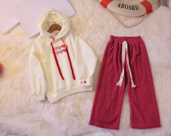 clothing sets s black color set wholesale fashion designer baby girl for hoodie and pants send with box, White
clothing sets s black color set wholesale fashion designer baby girl for hoodie and pants send with box, White