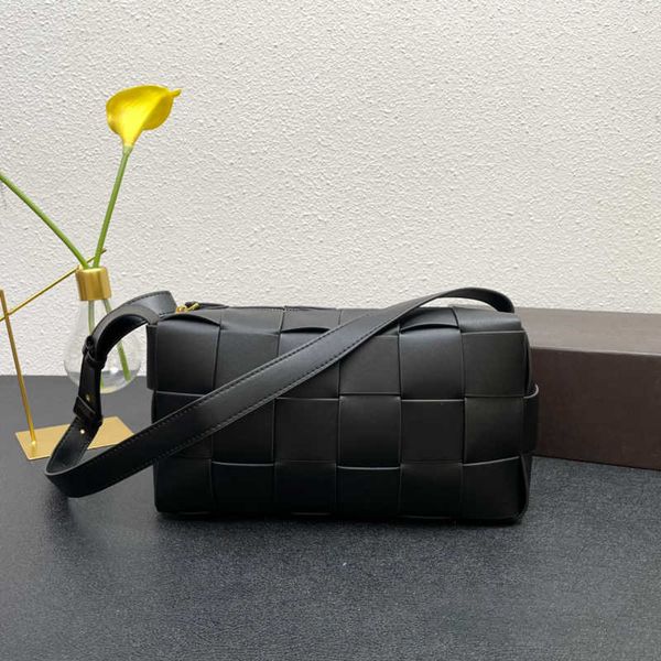 fashion designer bag handbag shoulder bags tote woven elements ladies luxury crossbody bags underarmbags clouds soft calfskin quality
fashion designer bag handbag shoulder bags tote woven elements ladies luxury crossbody bags underarmbags clouds soft calfskin quality