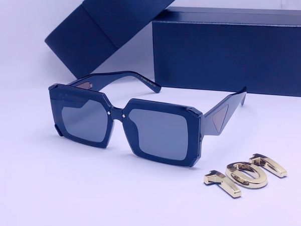 luxury sunglasses for man woman designer goggle beach sun glasses retro small frame luxury design uv400 quality with box 101, White;black
luxury sunglasses for man woman designer goggle beach sun glasses retro small frame luxury design uv400 quality with box 101, White;black