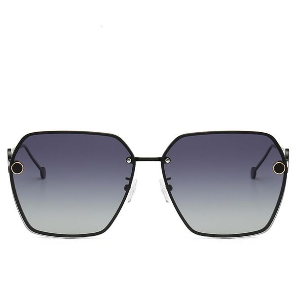 0114 sunglasses luxury women designer fashion oval summer style mixed color frame uv protection lens come with case298z, White;black
0114 sunglasses luxury women designer fashion oval summer style mixed color frame uv protection lens come with case298z, White;black