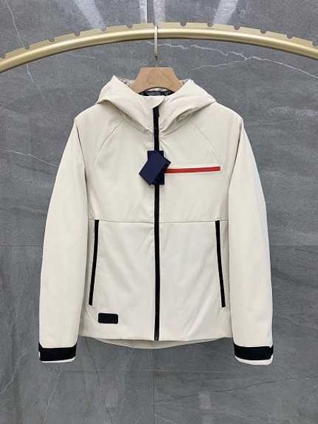 20ss mens down jacket brand retro new winter jacket stand collar stitching contrast oversized white goose down windproof and rainproof 265k, Black
20ss mens down jacket brand retro new winter jacket stand collar stitching contrast oversized white goose down windproof and rainproof 265k, Black