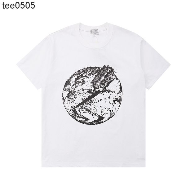 2022 new essential personalized cut earth print men's and women's loose short sleeve t-shirt, White;black
2022 new essential personalized cut earth print men's and women's loose short sleeve t-shirt, White;black