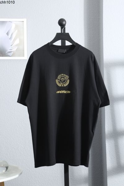 high version tee b family angel embroidered paris english letters short sleeve t-shirt os loose shoulder version for men and women, White;black
high version tee b family angel embroidered paris english letters short sleeve t-shirt os loose shoulder version for men and women, White;black