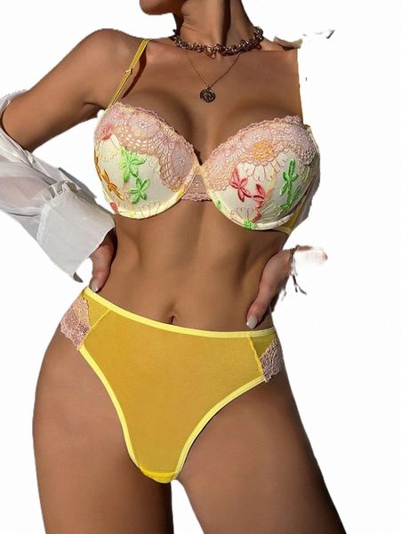 women's sleepwear floral embroidery lace panel underwire thong lingerie set r9df#, Black;red
women's sleepwear floral embroidery lace panel underwire thong lingerie set r9df#, Black;red