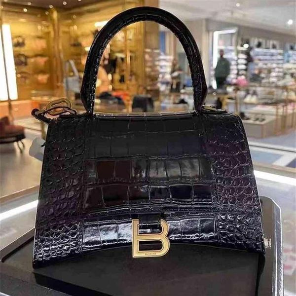 balenciga handbag hourglass designer xs s hourglass bag embossed leather messenger bag handbag shoulder crossbody bag2808286r
balenciga handbag hourglass designer xs s hourglass bag embossed leather messenger bag handbag shoulder crossbody bag2808286r