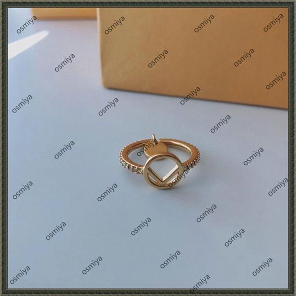 jewelry womens finger ring luxury designers rings bague letter diamond rings alliance die ringe anillo fashion golden ring anello 254j, Golden;silver
jewelry womens finger ring luxury designers rings bague letter diamond rings alliance die ringe anillo fashion golden ring anello 254j, Golden;silver