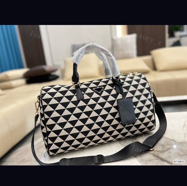 designer bags women symbole shoulder bag crossbody jacquard fabric lady boston handbag luxury men luggage bags fashion crobody handbags
designer bags women symbole shoulder bag crossbody jacquard fabric lady boston handbag luxury men luggage bags fashion crobody handbags