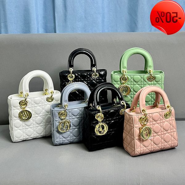 designer leather women's bag 2022 new light luxury high-grade fashionable versatile small fragrance hand-held diagonal cross lingge pri
designer leather women's bag 2022 new light luxury high-grade fashionable versatile small fragrance hand-held diagonal cross lingge pri