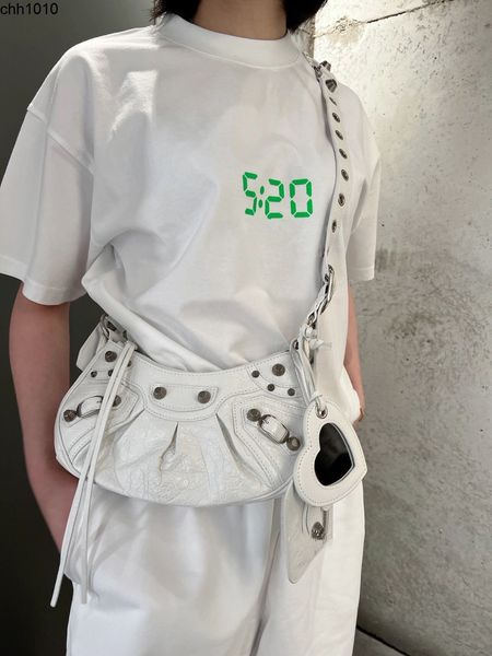 shenzhen nanyou tee high edition b home replica valentine's day luminous 520 letter short sleeve t-shirt couple men and women short sle, White;black
shenzhen nanyou tee high edition b home replica valentine's day luminous 520 letter short sleeve t-shirt couple men and women short sle, White;black