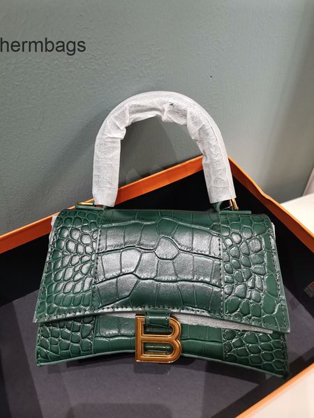 mini balencaigass shoulder bag handbag bags italy brand 2022 crocodile high version hourglass leather single designer
mini balencaigass shoulder bag handbag bags italy brand 2022 crocodile high version hourglass leather single designer