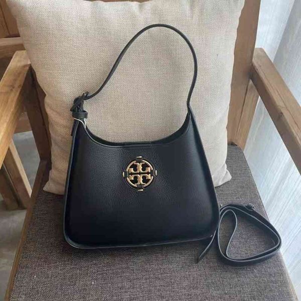 handbags crossbody torysburchs bags cowhide single shoulder diagonal straddle leisure women's handbag fashion commuter armpit
handbags crossbody torysburchs bags cowhide single shoulder diagonal straddle leisure women's handbag fashion commuter armpit