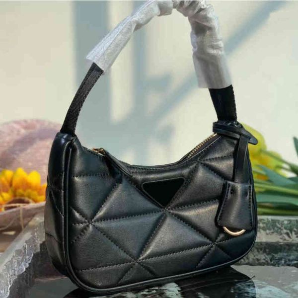 vintage diamond hobo underarm bag women sportdesigner leather shoulder crossbody handbags lady luxury wallet 220809
vintage diamond hobo underarm bag women sportdesigner leather shoulder crossbody handbags lady luxury wallet 220809