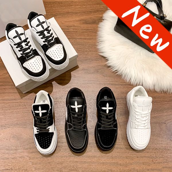 luxury casual shoes compass skater low platform calfskin sneaker triple white black velvet leather smfk women designer sneakers trainers eur
luxury casual shoes compass skater low platform calfskin sneaker triple white black velvet leather smfk women designer sneakers trainers eur