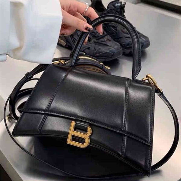 women handbags classic balencigass bags quality fashion high star's bag family b-shaped women's 2022 versatile crocodile hourglass
women handbags classic balencigass bags quality fashion high star's bag family b-shaped women's 2022 versatile crocodile hourglass