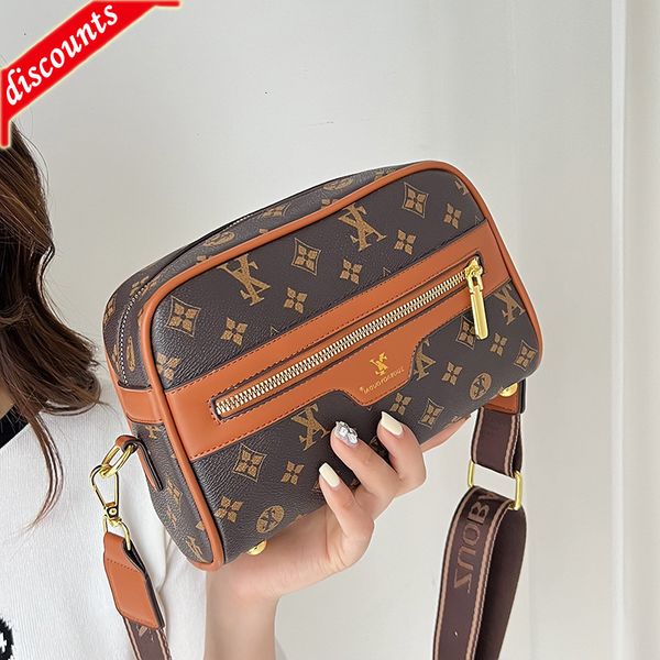 designer bags small women's versatile new 2022 fashion single shoulder messenger printed square evening clutches luxury handbags design
designer bags small women's versatile new 2022 fashion single shoulder messenger printed square evening clutches luxury handbags design