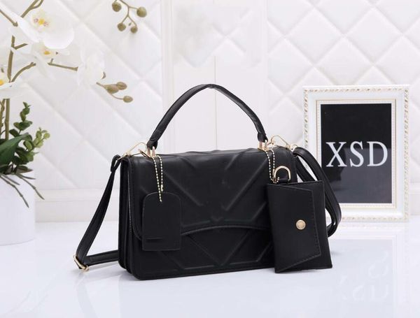 fashion designer brand shoulder bag and purse two piece set lady purse handbag under arm
fashion designer brand shoulder bag and purse two piece set lady purse handbag under arm