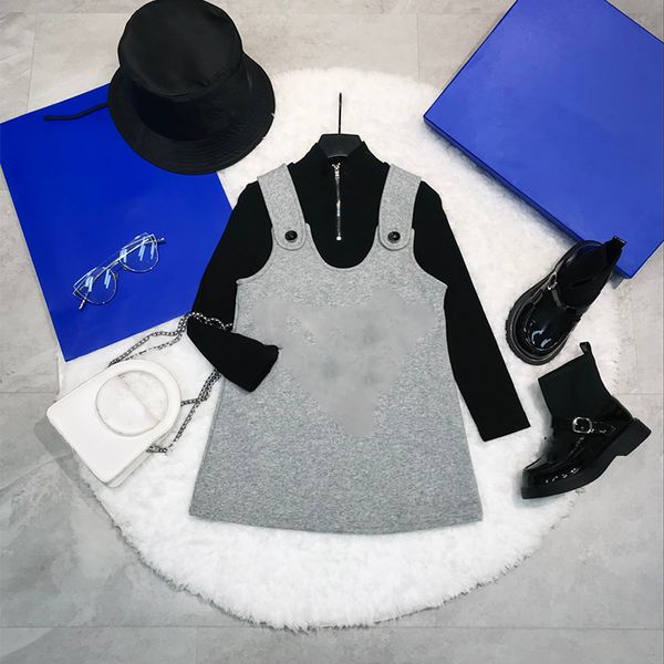 baby designer clothes set 2022 new girls fall style strap skirt sets zipper pullover dress girl children's two pieces kids clothing, White
baby designer clothes set 2022 new girls fall style strap skirt sets zipper pullover dress girl children's two pieces kids clothing, White
