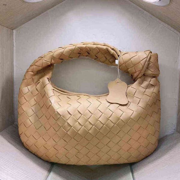 cross body bags fashion designer bags handmade woven leather handbags printed shoulder purses messenger bag lady hobo handle casual handbag
cross body bags fashion designer bags handmade woven leather handbags printed shoulder purses messenger bag lady hobo handle casual handbag