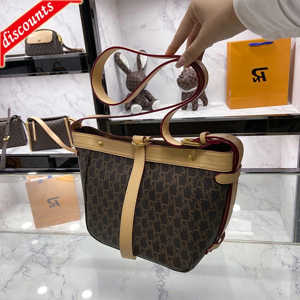 designer bags new high-class large capacity leisure diagonal bucket net red shoulder 2022 commuter messenger
designer bags new high-class large capacity leisure diagonal bucket net red shoulder 2022 commuter messenger
