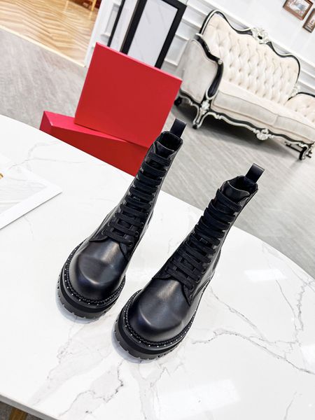 the latest boots for ladies beautiful appearance fashionable shoes simple and versatile shoe wear resistance, Black
the latest boots for ladies beautiful appearance fashionable shoes simple and versatile shoe wear resistance, Black